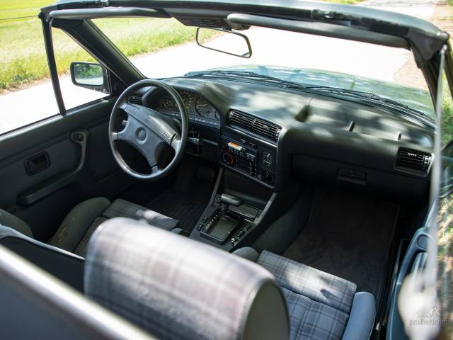 BMW 325i