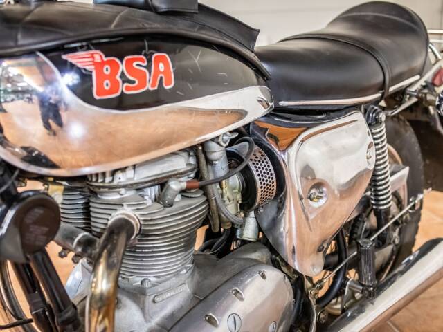 BSA A 65 Lightning