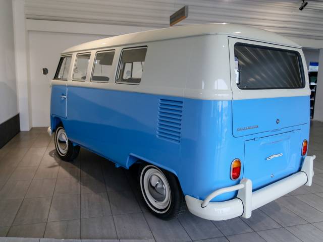 Volkswagen T1 minibus