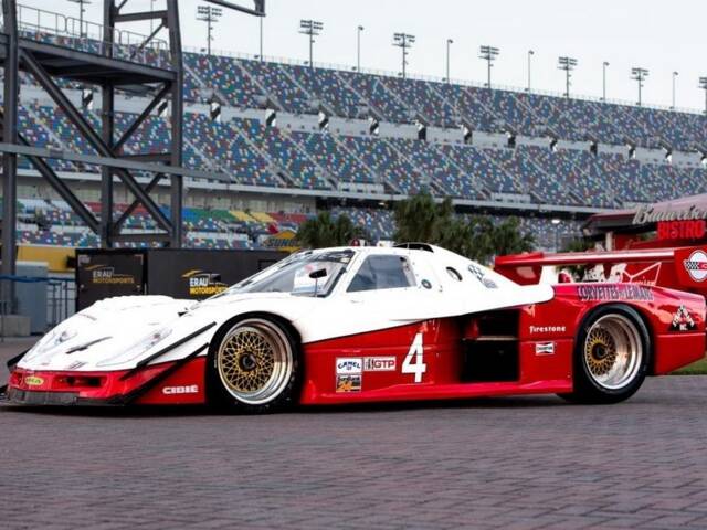 Lola T711