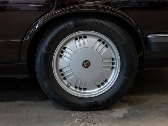 Jaguar XJ12 6.0