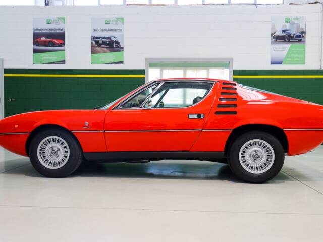 Alfa Romeo Montreal