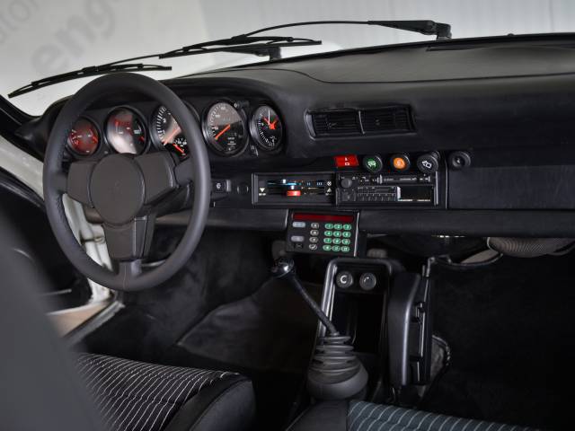 Porsche 911 Turbo 3.3