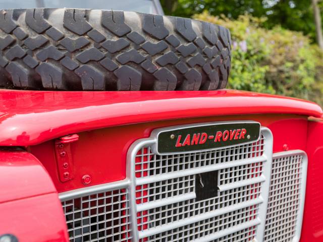 Land Rover 88