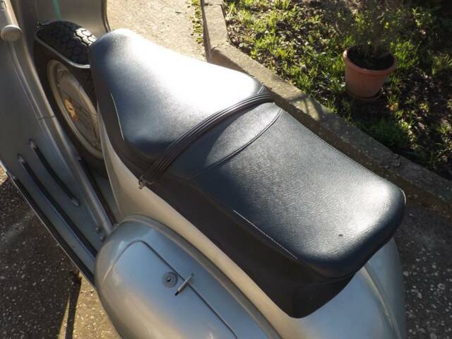 Piaggio Vespa 150 GS