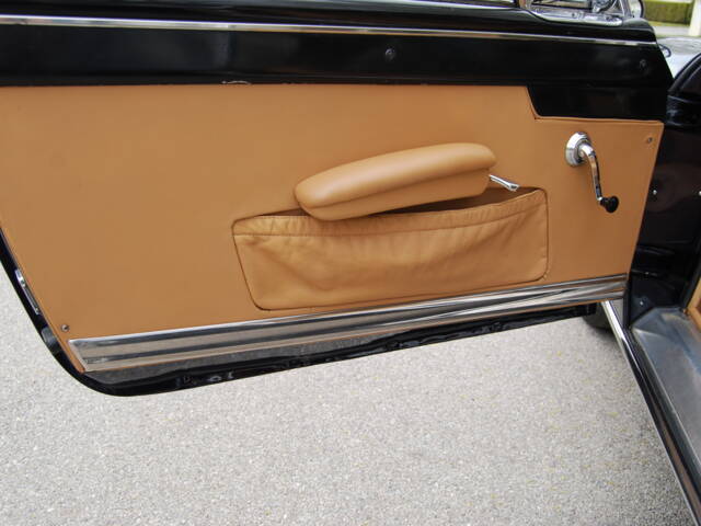 Lancia Flaminia Coupe Pininfarina 3B