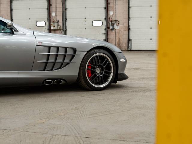 Mercedes-Benz SLR McLaren 722