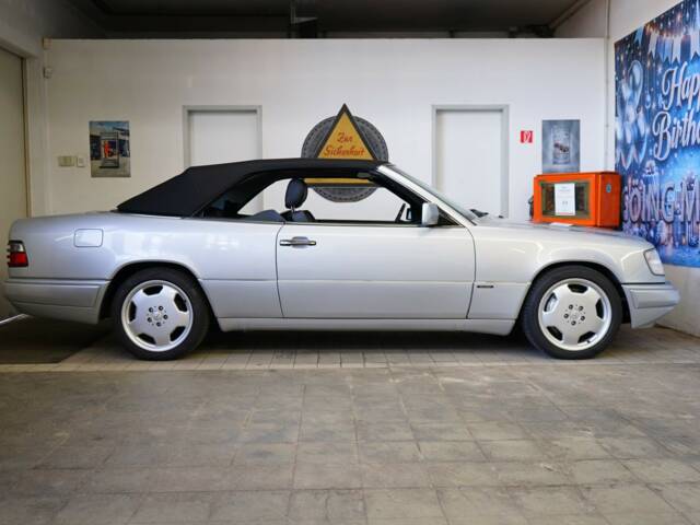 Mercedes-Benz E 320 "Final Edition"