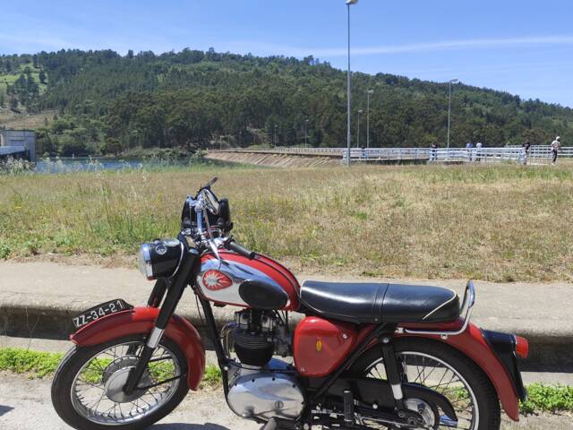 BSA B 44