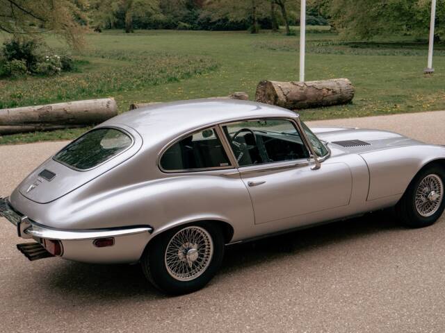 Jaguar E-Type V12 (2+2)