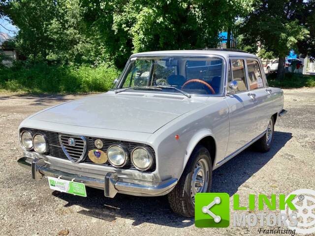 Image 1/10 of Alfa Romeo 2000 Berlina (1972)