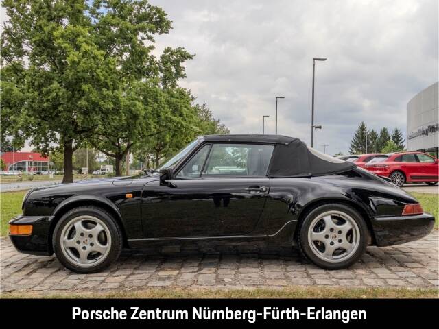 Porsche 911 Carrera 4
