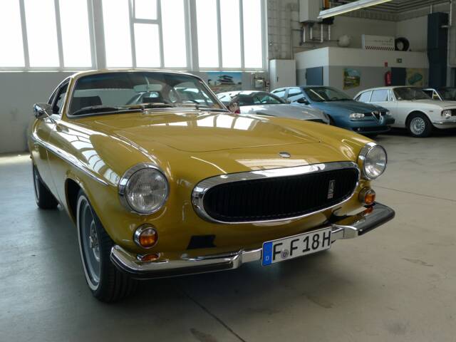 Volvo 1800 E