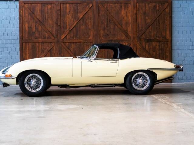 Jaguar E-Type 3.8
