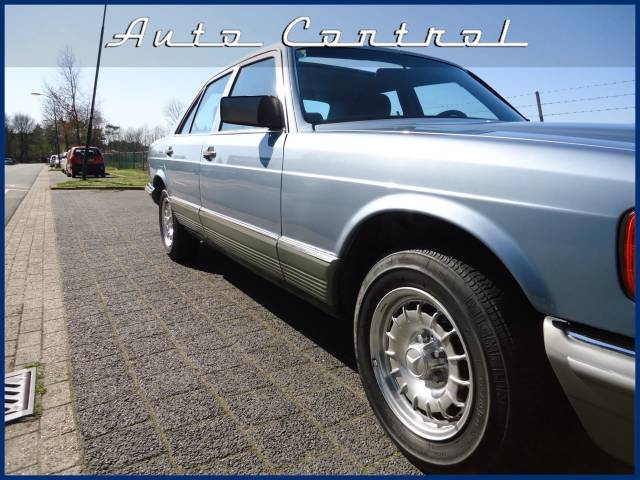 Mercedes-Benz 280 S