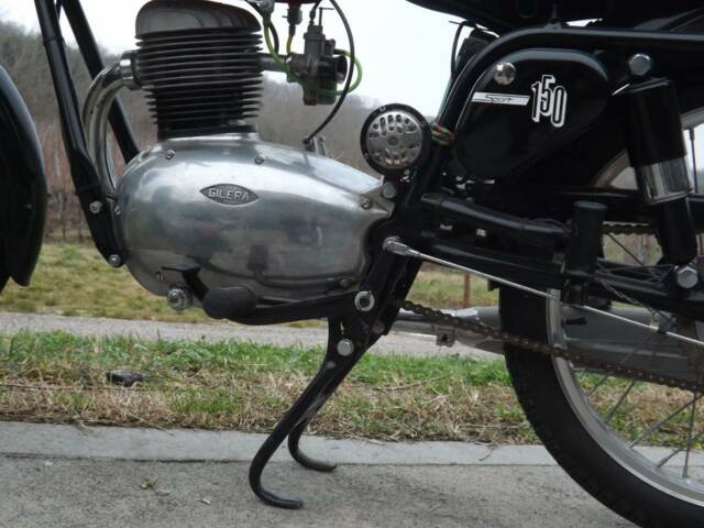 Gilera 150 Sport