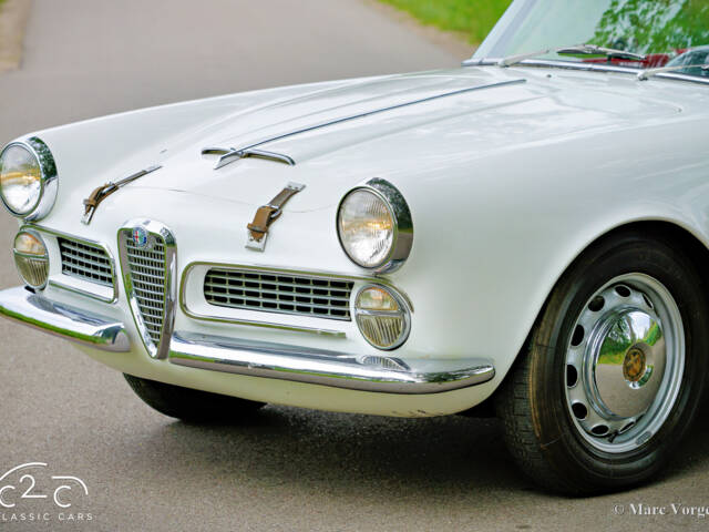 Alfa Romeo 2000 Spider