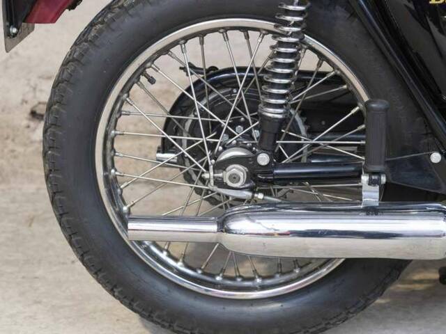 Triumph T 100 R Daytona