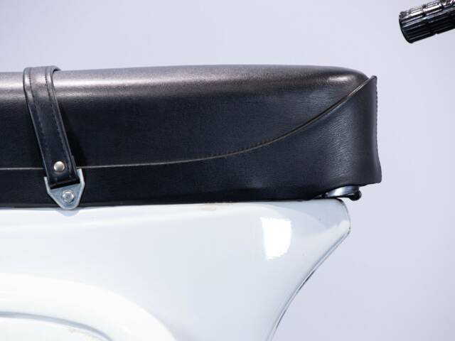 Piaggio Vespa 50 Special