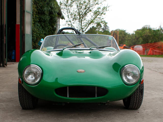 Ginetta G 4