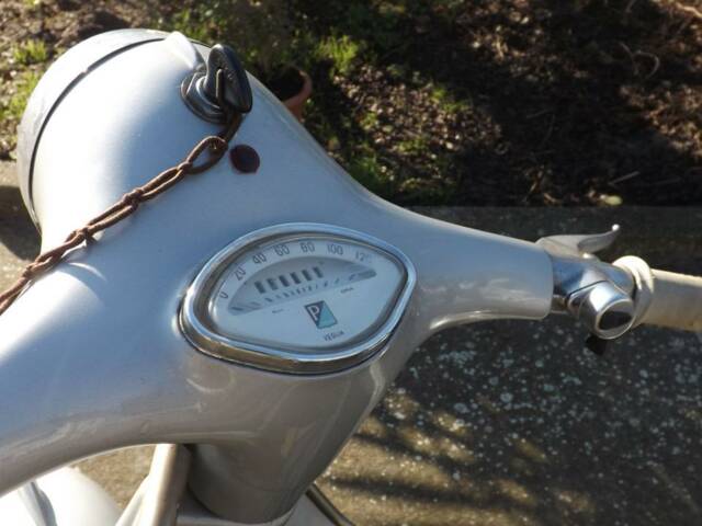 Piaggio Vespa 150 GS