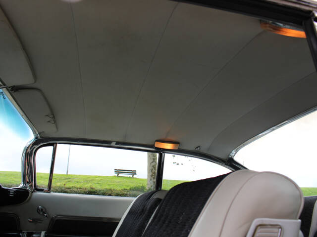 Cadillac Coupe DeVille