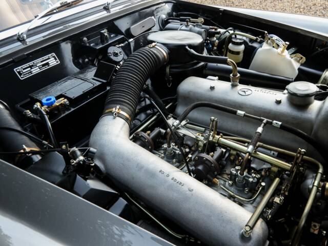 Mercedes-Benz 190 SL