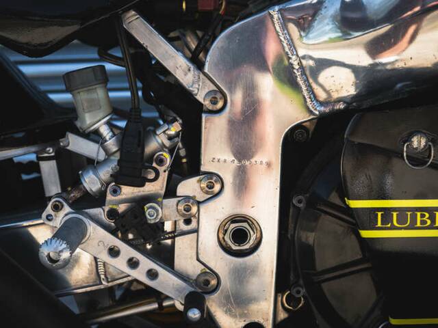 Kawasaki ZX-R 750