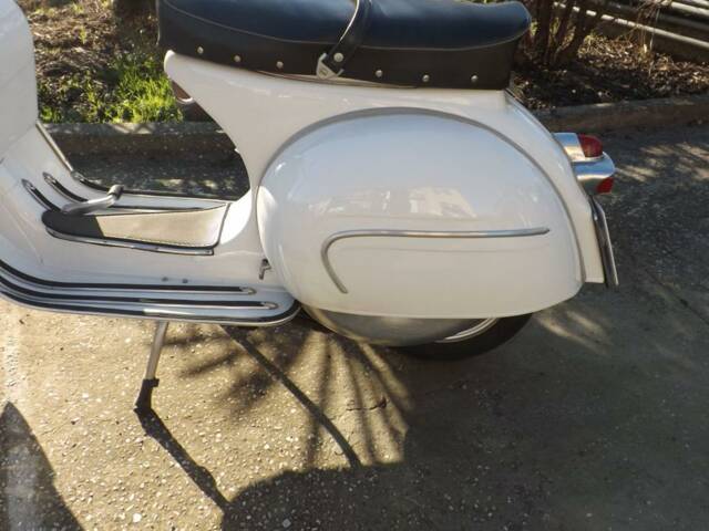 Piaggio Vespa 160 GS