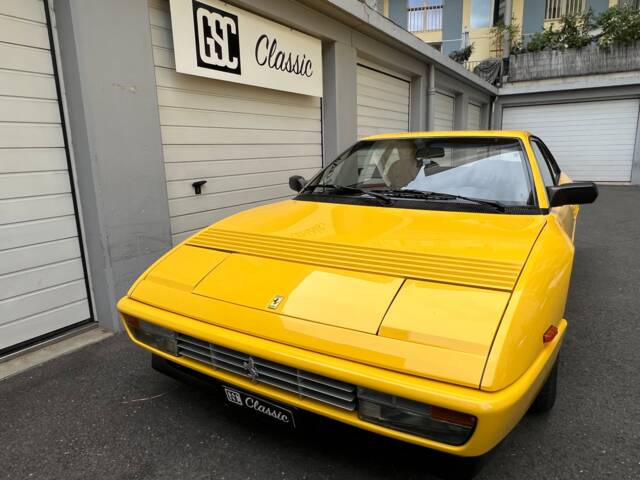 Ferrari Mondial T