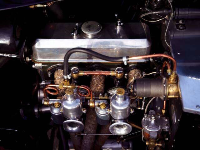 Singer 9 Sports