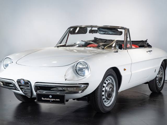 Alfa Romeo 1600 Spider Duetto