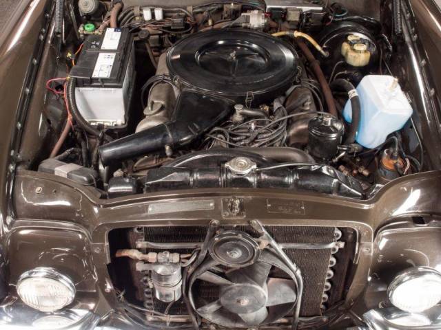 Mercedes-Benz 280 SE 3,5