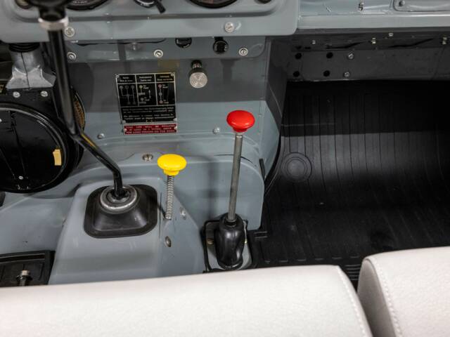 Land Rover 88