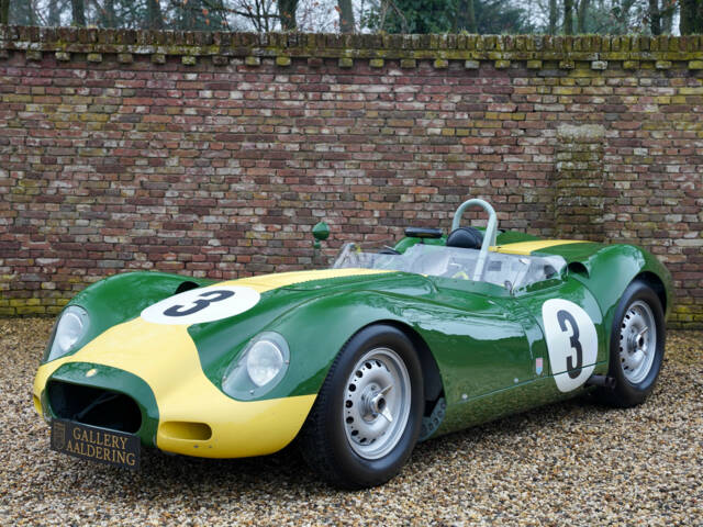 Image 1/50 de Lister Knobbly (1959)