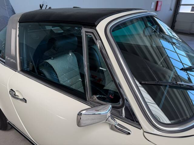 Porsche 911 2.2 T