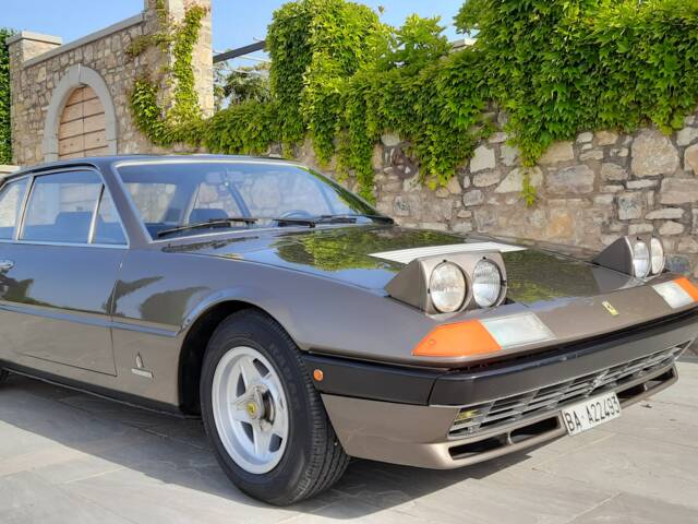 Ferrari 365 GT4 2+2