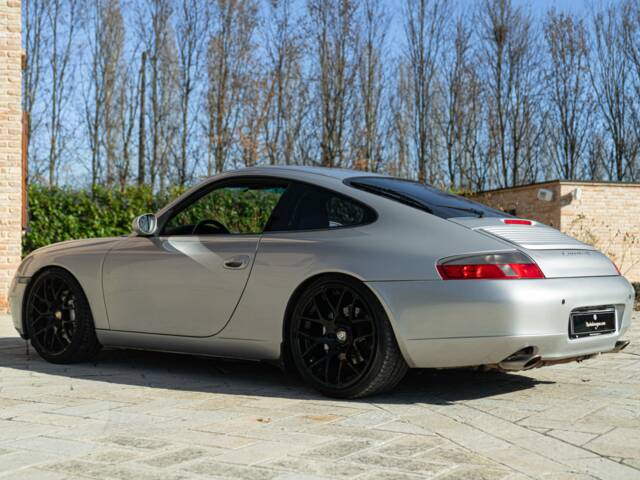 Porsche 911 Carrera 4