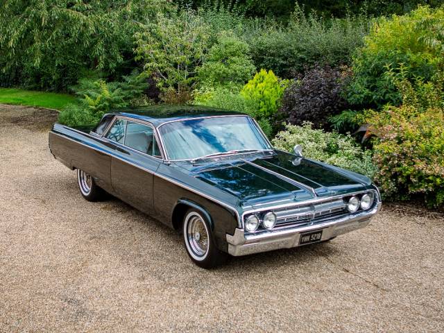 Afbeelding 1/28 van Oldsmobile Ninety-Eight Sports Coupe (1964)