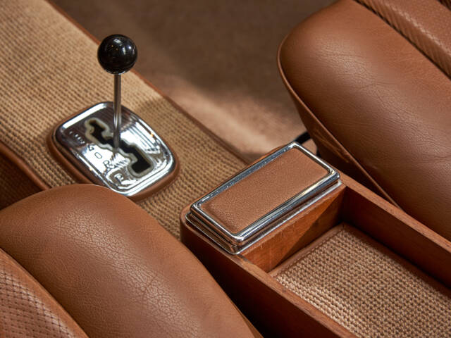 Mercedes-Benz 230 SL