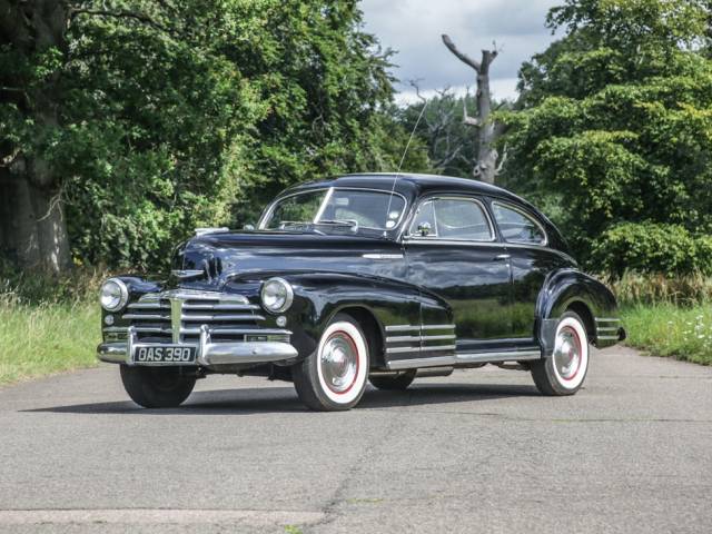Image 1/22 of Chevrolet Fleetline Aerosedan (1948)