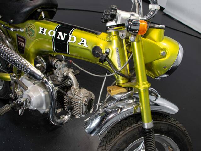 Honda ST 70 Dax