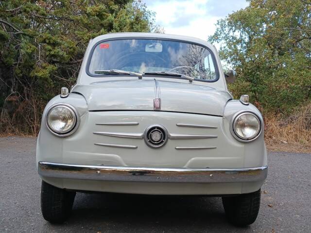 FIAT 600