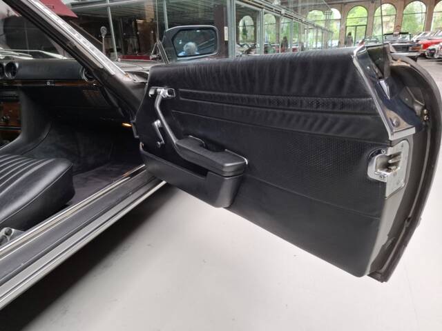 Mercedes-Benz 280 SL