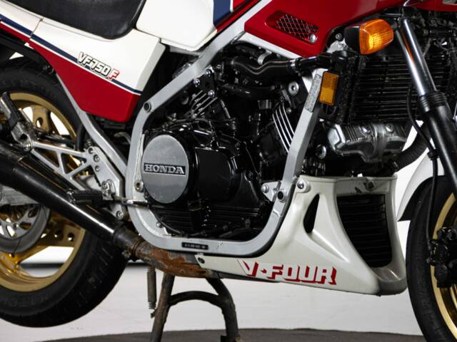 Honda VF 750