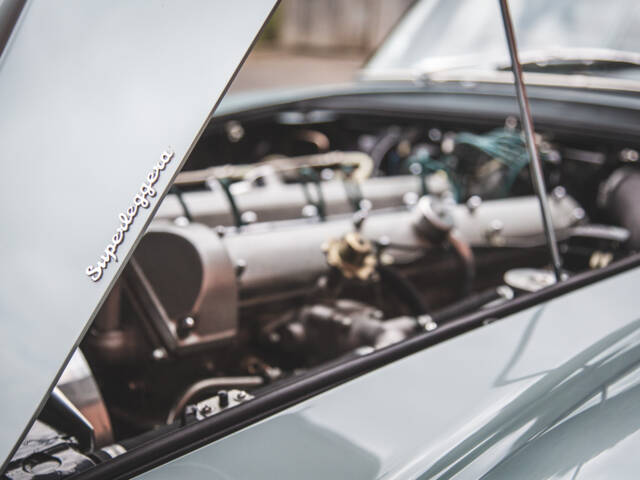 Aston Martin DB 5
