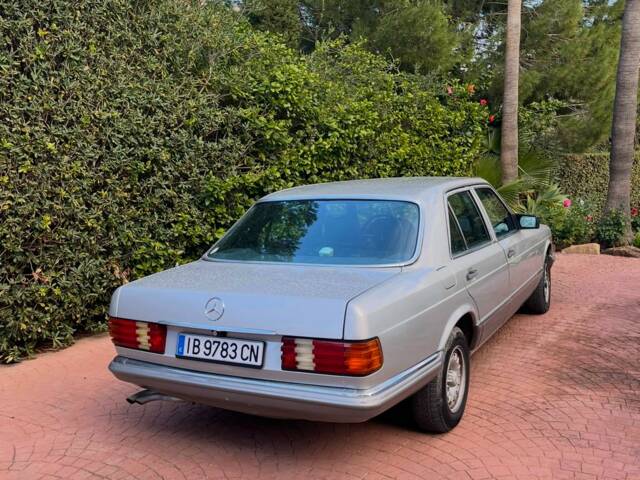 Image 1/4 of Mercedes-Benz 280 SE (1984)