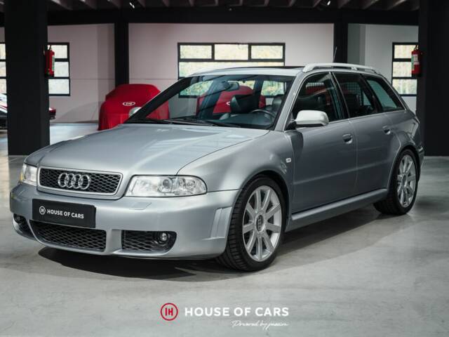Audi RS4 Avant