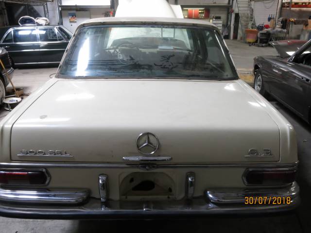 Mercedes-Benz 300 SEL 6.3