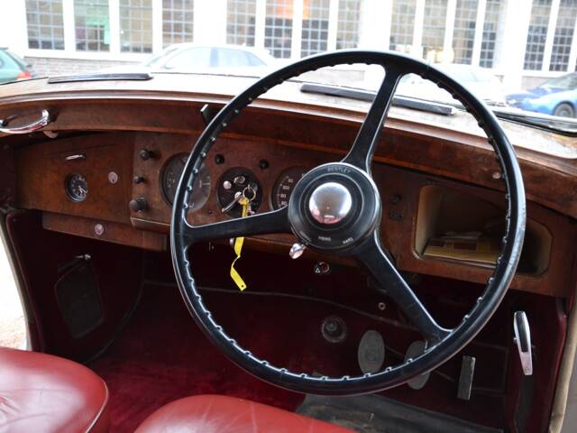 Bentley R-Type